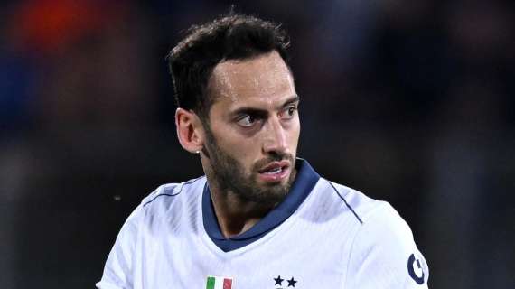 Giudice Sportivo - Multa all'Inter per 'cori beceri'. Calhanoglu salta la prima del prossimo campionato
