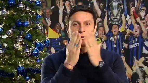 Gli auguri natalizi dell'Inter, da Zanetti al gruppo