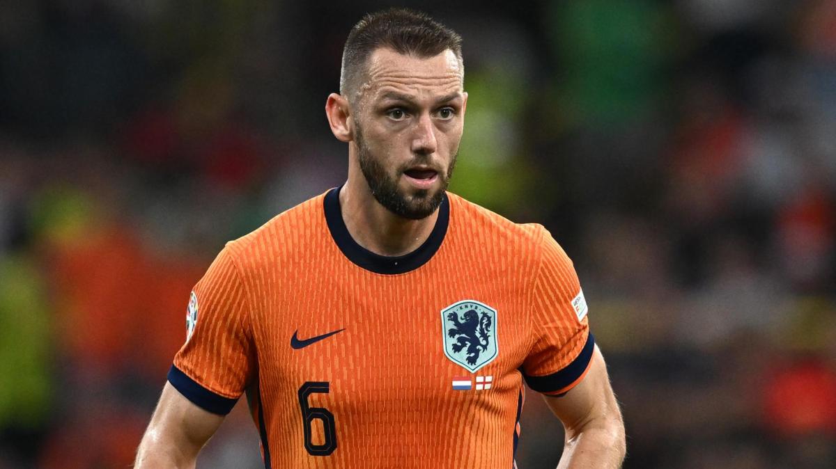 Paesi Bassi-Ecuador, chance da titolare per De Vrij. Che punta il record di presenze di Koeman