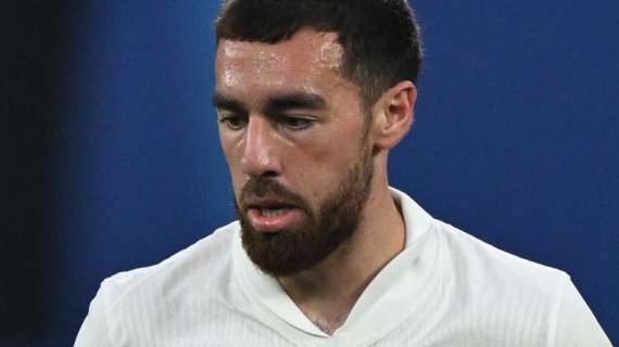 Kökçü, scintille col Benfica e i tifosi protestano. Nel frattempo, lui ha scelto il Besiktas