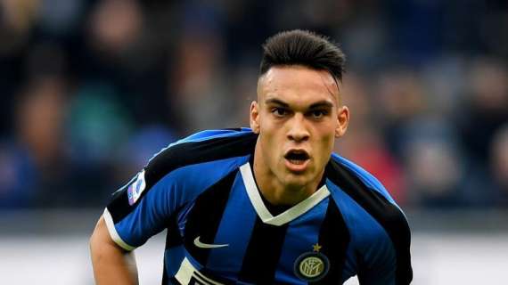 TS - Lautaro-Barça, l'Inter aspetta che il giocatore si esponga. La cessione darebbe forza in due sensi