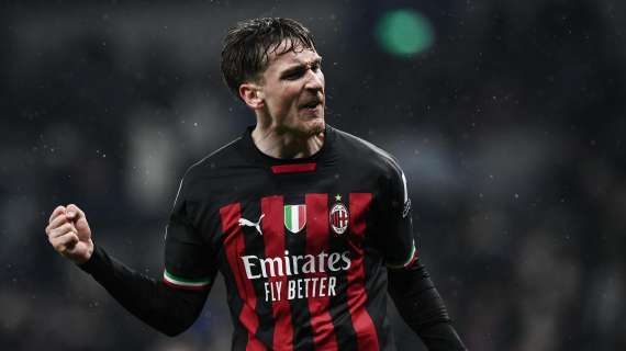 VIDEO - Tutto nel recupero: Saelemaekers riprende Abraham, 1-1 tra Roma e Milan: gli highlights