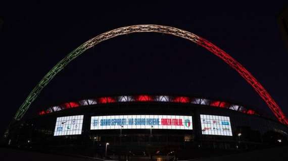 L'Inghilterra vicina all'Italia: illuminato col tricolore l'arco dello stadio di Wembley