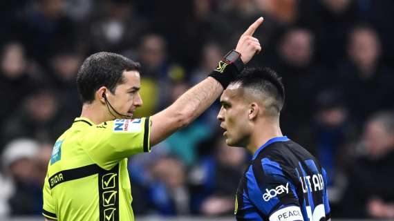 Sky - Arbitri, week-end nero in Serie A: fermato anche Ayroldi dopo gli errori in Inter-Genoa 