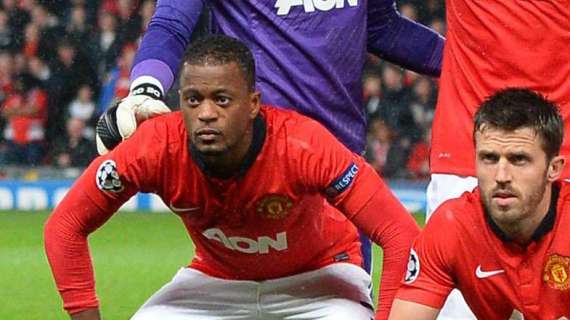 Mediaset - Dopo Vidic, a zero euro anche Evra