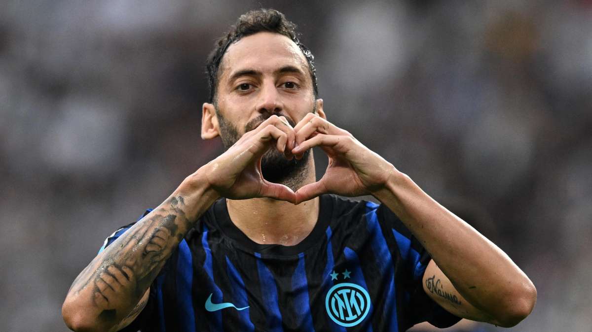 Mouzakitis (Olympiacos): "Impressionato da Calhanoglu: abbiamo giocato contro in amichevole e..."
