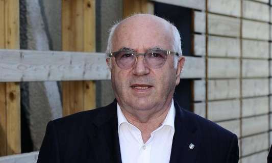 Appello Tavecchio: "Gli stadi siano luoghi di pace"