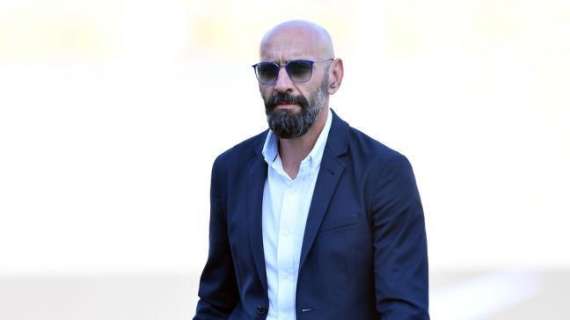 Monchi: "Napoli e Inter non sbagliano. Dobbiamo vincere per tenere il loro passo"