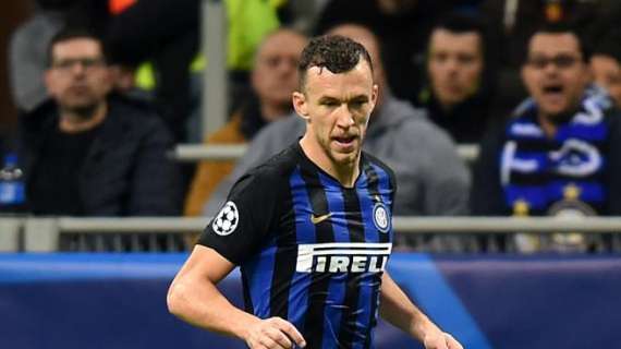 Passato e presente, l'Inter unisce Eto'o e Perisic sui social