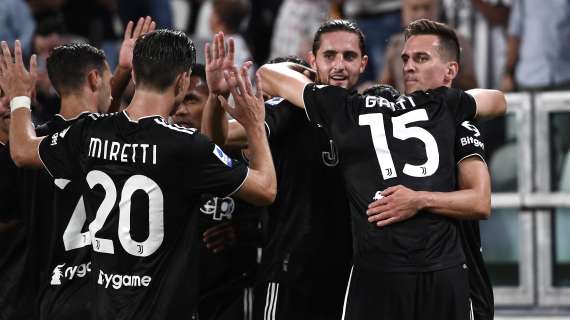 Un gol per tempo, la Juventus piega 2-0 lo Spezia: gli highlights