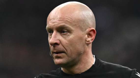 L'ex arbitro Meier sbugiarda Flick: "Marciniak e VAR perfetti. Ma il fischio con Barella davanti a Szczesny..."