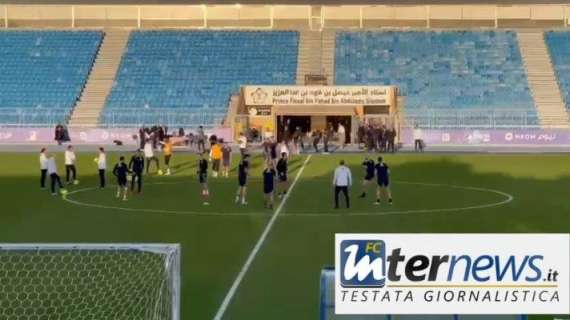 VIDEO - L'Inter si allena al Prince Faisal Stadium, Romelu Lukaku subito in gruppo. Due gli assenti
