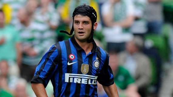 Motta, presto i test medici. Distorsione per Chivu