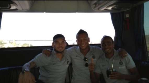 FOTO - Sneijder chiama a raccolta Guarin e... Pereira!