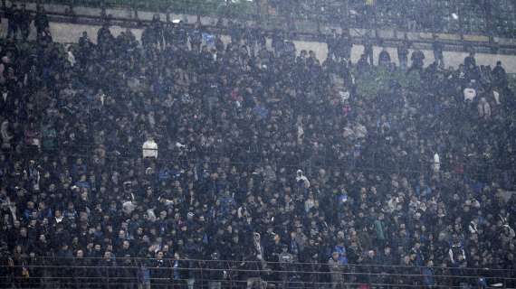 Corsera - Omaggio a Boiocchi: lo stadio fischia la Curva