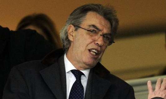 Moratti in tribuna: applausi, sorrisi e un gesto...