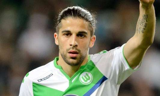 Ricardo Rodriguez si inserisce sulla fascia: c'è l'apertura del Wolfsburg