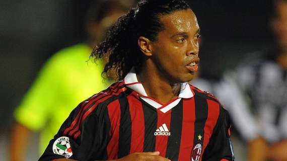 Ronaldinho chiede al Milan "attenzione per 90 minuti"