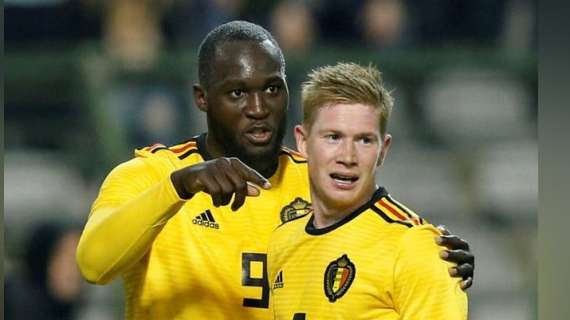 De Bruyne e la convivenza con Lukaku: "Sta zitto solo quando dorme"