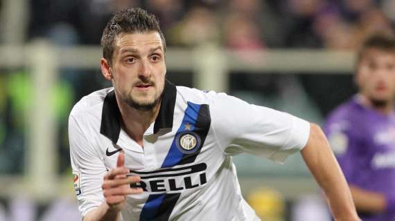 L'agente di Kuzmanovic: "Il suo futuro? Semplice, resta all'Inter"