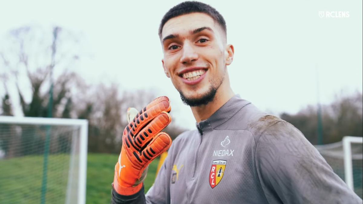 Priorità a Vicario, ma l'Inter non perde di vista Risser. Che cambierà agenzia