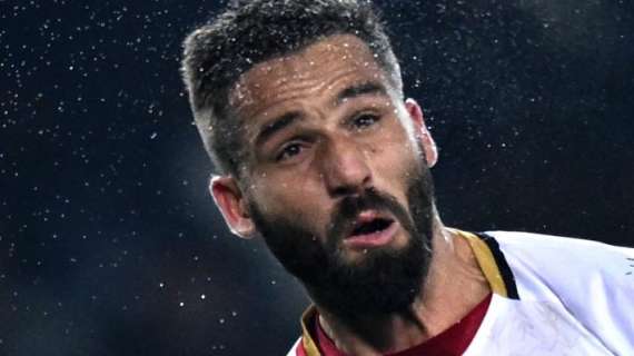 Pavoletti: "Lo Scudetto? Direi Napoli, però Barella e Acerbi sono miei cari amici"
