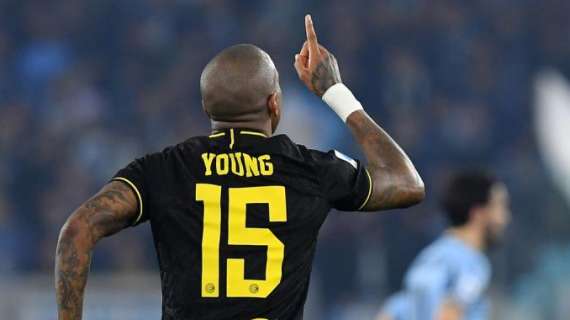 Lazio-Inter - Skriniar pasticcia, Candreva e Vecino attaccano. Young presente