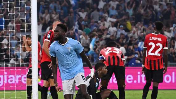 Milan, altalena di emozioni all'Olimpico: è 2-2 con la Lazio. Lukaku decisivo: il Napoli ribalta il Parma al 97'