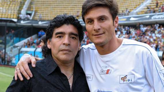 Zanetti saluta Maradona: "Riposa in pace, il calcio ti vorrà sempre bene"