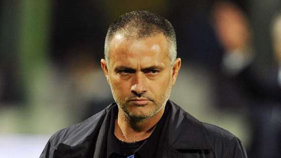 Mourinho, striscione eloquente: "Via da Milano"