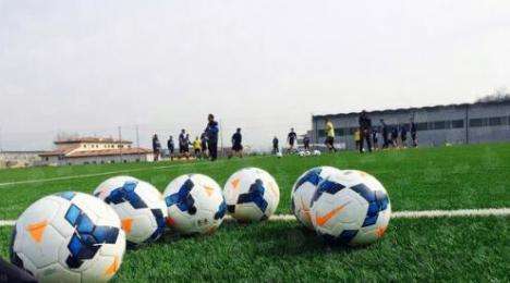 FOTO - Inter già in campo a Verona per la rifinitura