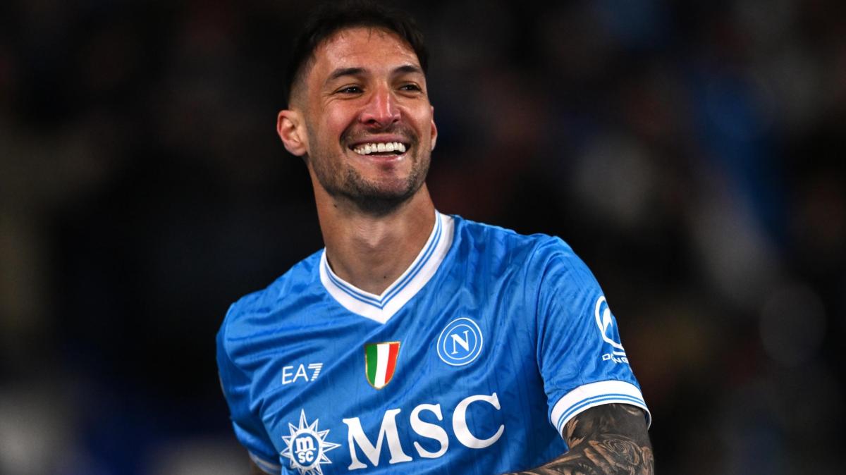 Il Napoli si candida al ruolo di anti-Inter: Politano stende il Milan, azzurri al secondo posto