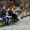 Un po' di relax per Edoardo Bove, gelato in centro in attesa di Fiorentina-Juventus: la foto