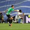 Betis, Bartra parla ai tifosi dal prato del Franchi: "Qui daremo la vita!"