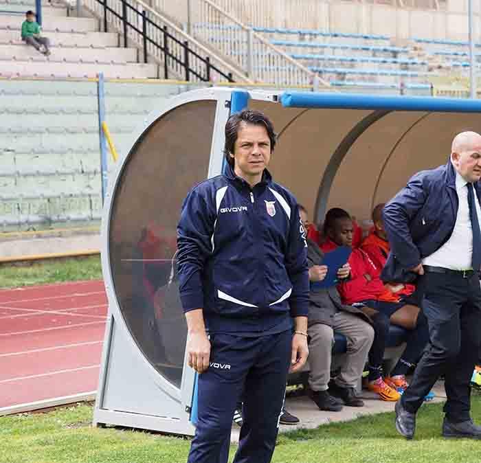 Romaniello descrive Parisi: "Ha grande forza di volontà. Mezzala? Le qualità le ha"