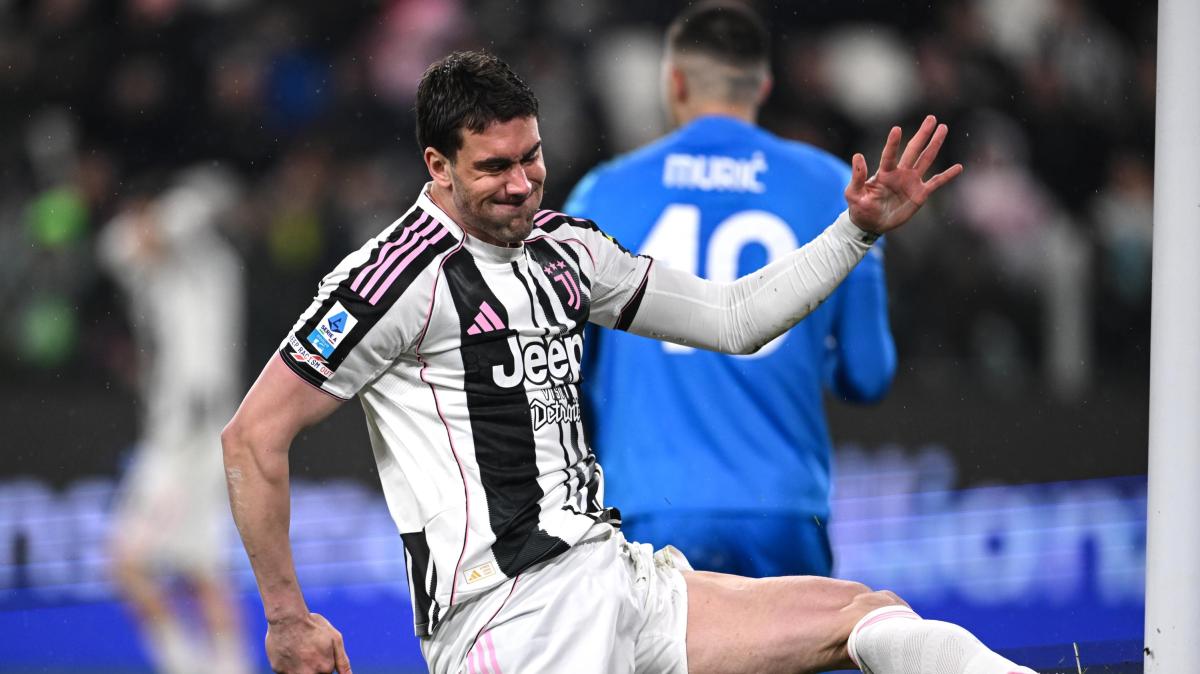 Altro guaio per Vlahovic, stagione finita? I risultati degli esami strumentali