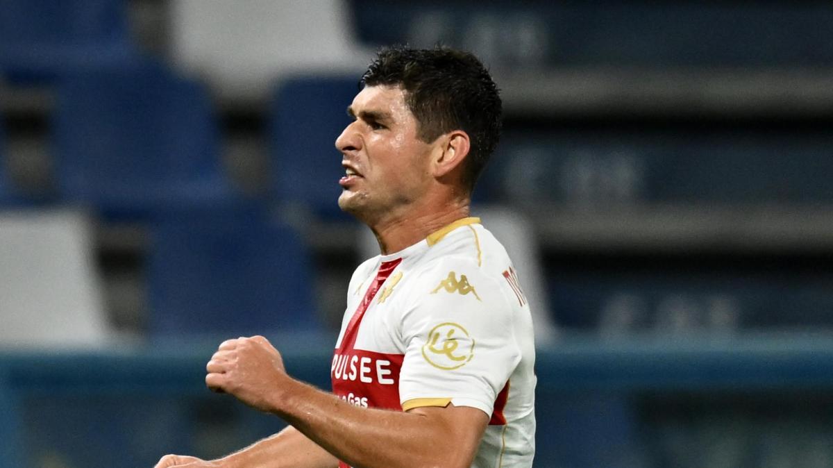 Serie A, il Genoa vince e allontana dai viola la quota salvezza. Udinese ko