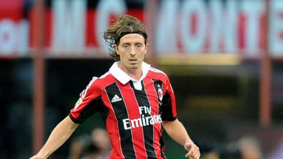 MONTOLIVO, Infortunio e complimenti a Pazzini