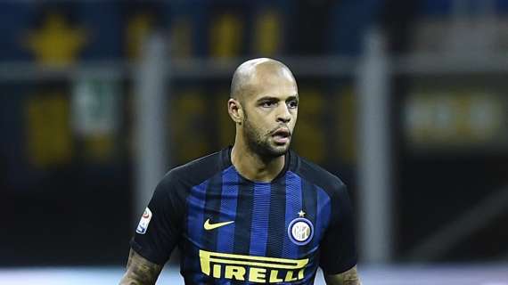 FELIPE MELO, Accerchiato da ultrà in aeroporto. Poi...