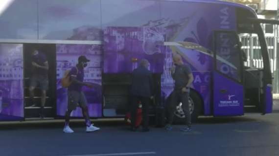 VIDEO, La Fiorentina arriva in pullman allo stadio