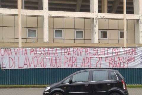 FOTO, Striscione al Franchi contro Eugenio Giani