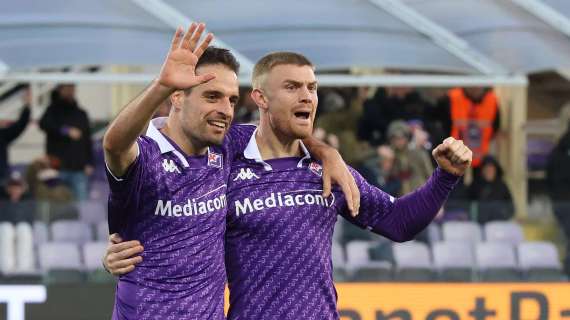 FORM. UFFICIALI, ARTHUR E JACK IN MEDIANA. BELTRAN DIETRO BELOTTI. CI SONO SOTTIL E BIRAGHI