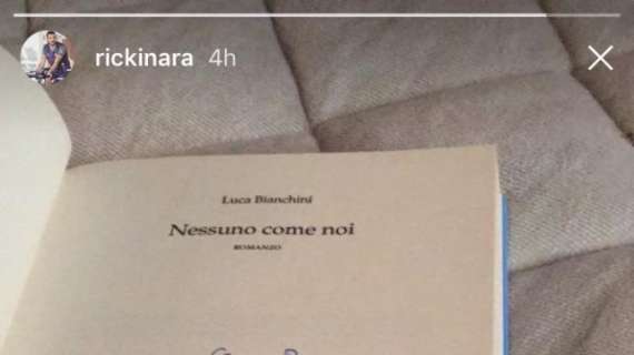 FOTO, Libro con dedica speciale per Saponara