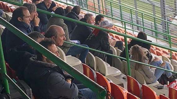 FOTO FV, Commisso in tribuna segue la Primavera