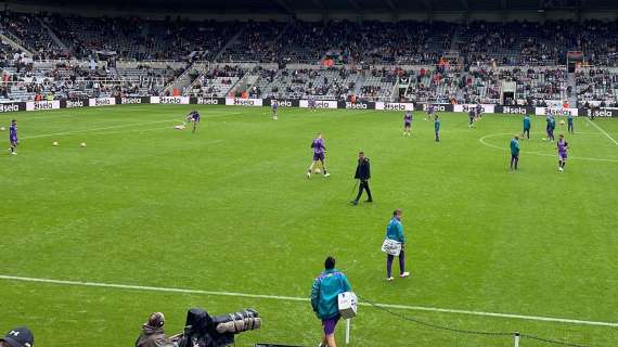 VIDEO FV, Fiorentina in campo per il riscaldamento