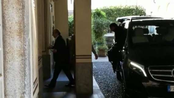 FOTO FV, Commisso rientra nel suo hotel