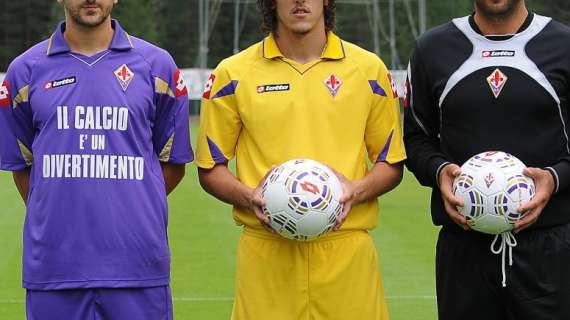 MARASSI, Viola con la maglia gialla