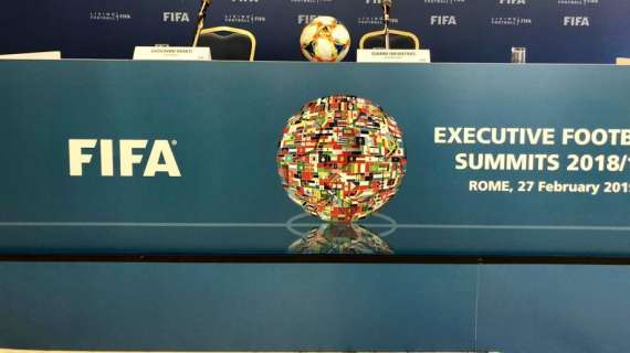 FIFA, Si valuta mercato aperto da luglio a gennaio