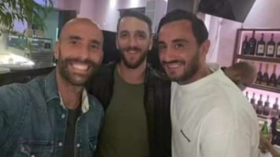 FOTO, Borja Valero con Aquilani e Gonzalo Rodriguez