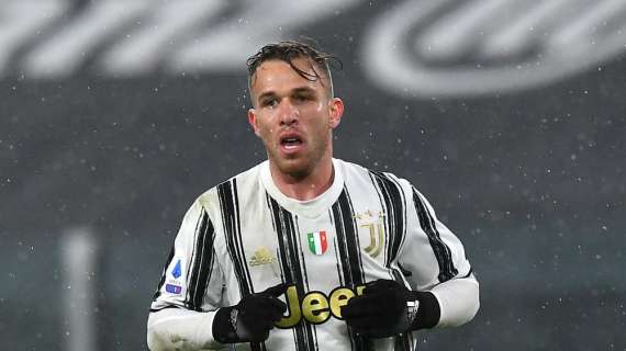 JUVE E FIORENTINA ALLEATE SUL MERCATO: ARTHUR L'ULTIMO DA DEGOBBIZZARE